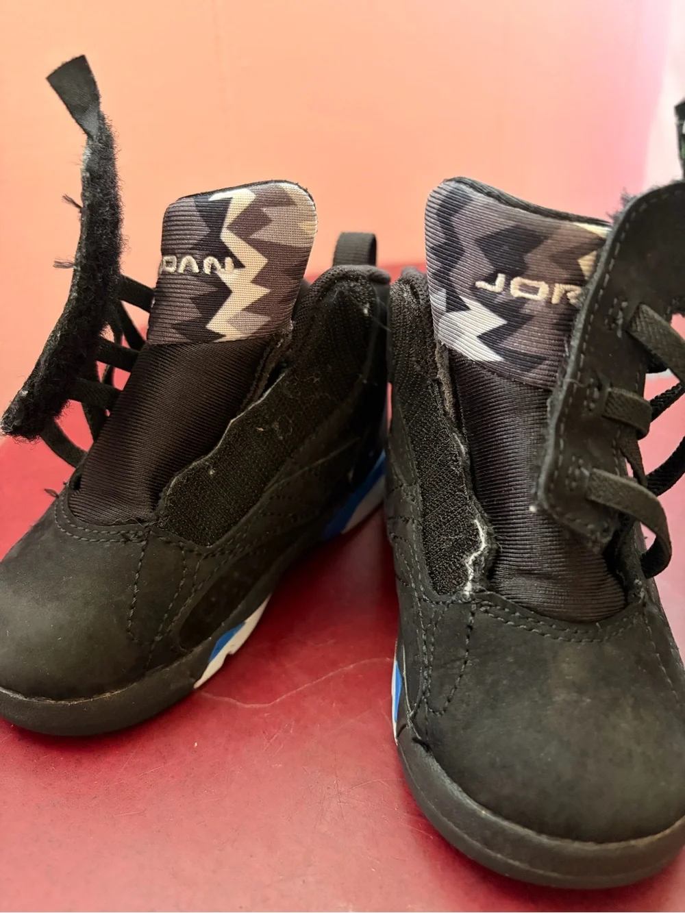 New Balance & Jordan Kids Sneakers -